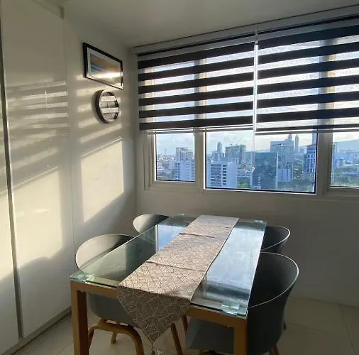 Calyx Residences 18i 아파트호텔 세부