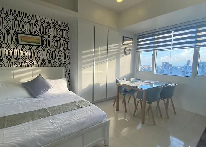 Calyx Residences 18i 아파트호텔